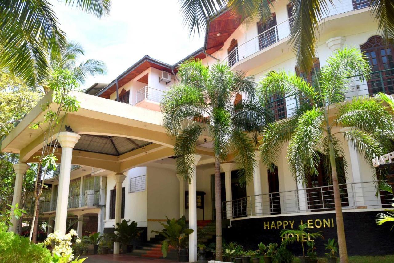 Happy Leoni Hotel Anuradhapura Exterior foto